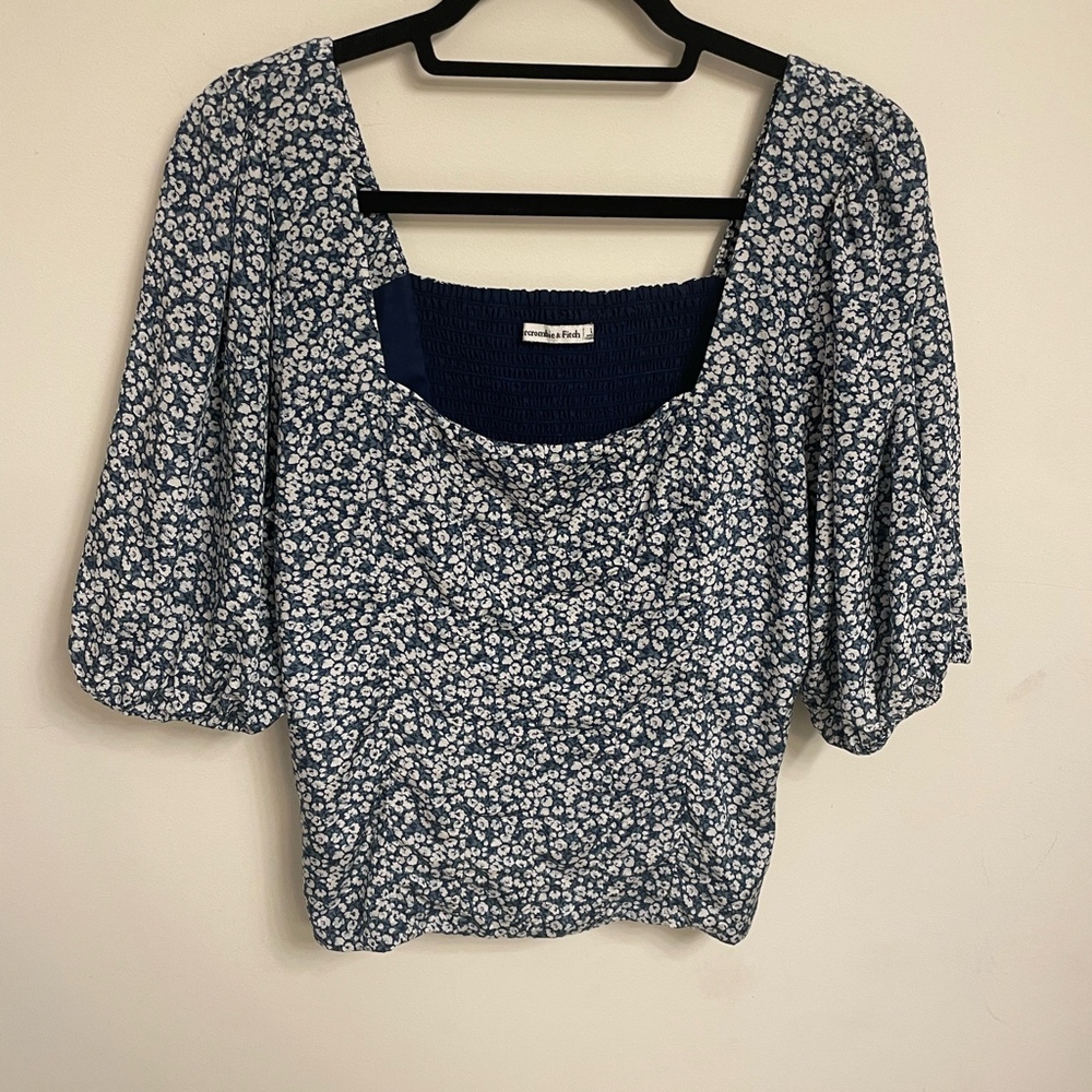 Abercrombie & Fitch Blue Floral Blouse